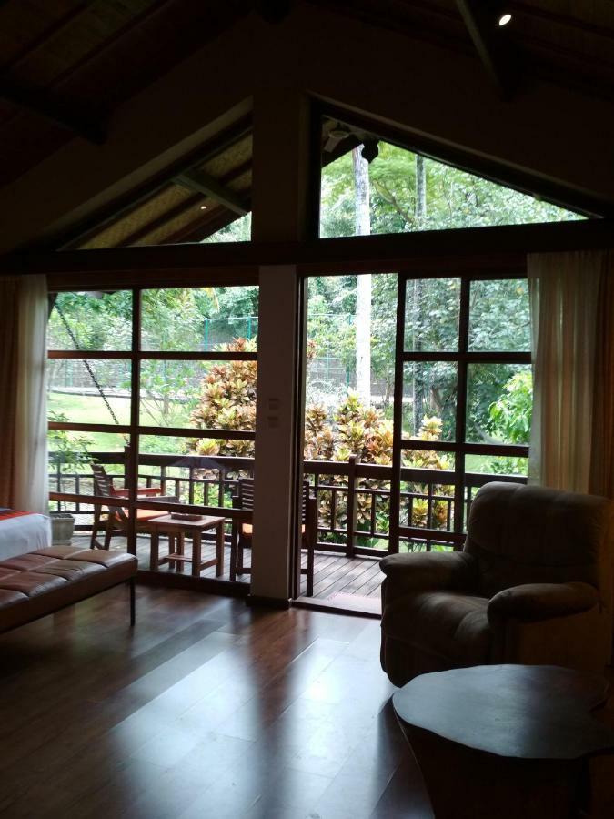 The Country House Senggigi Luaran gambar