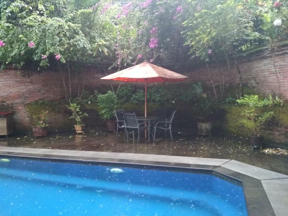 The Country House Senggigi Luaran gambar