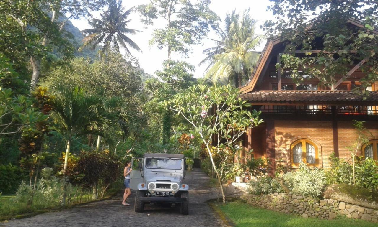 The Country House Senggigi Luaran gambar