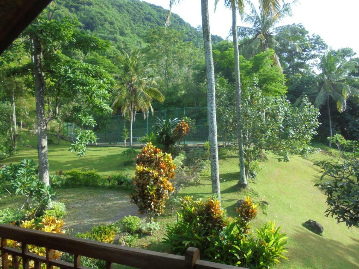 The Country House Senggigi Luaran gambar