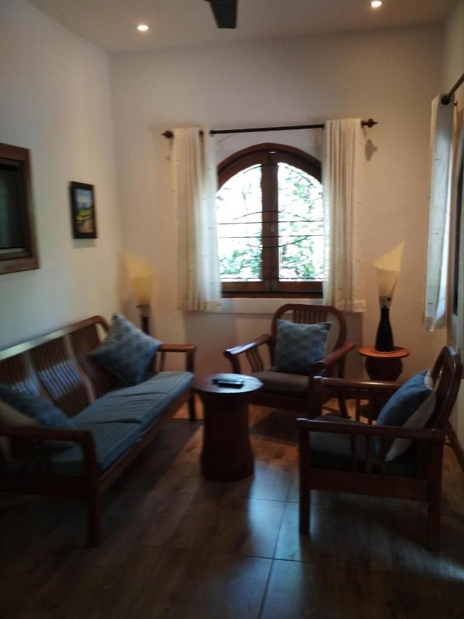 The Country House Senggigi Luaran gambar