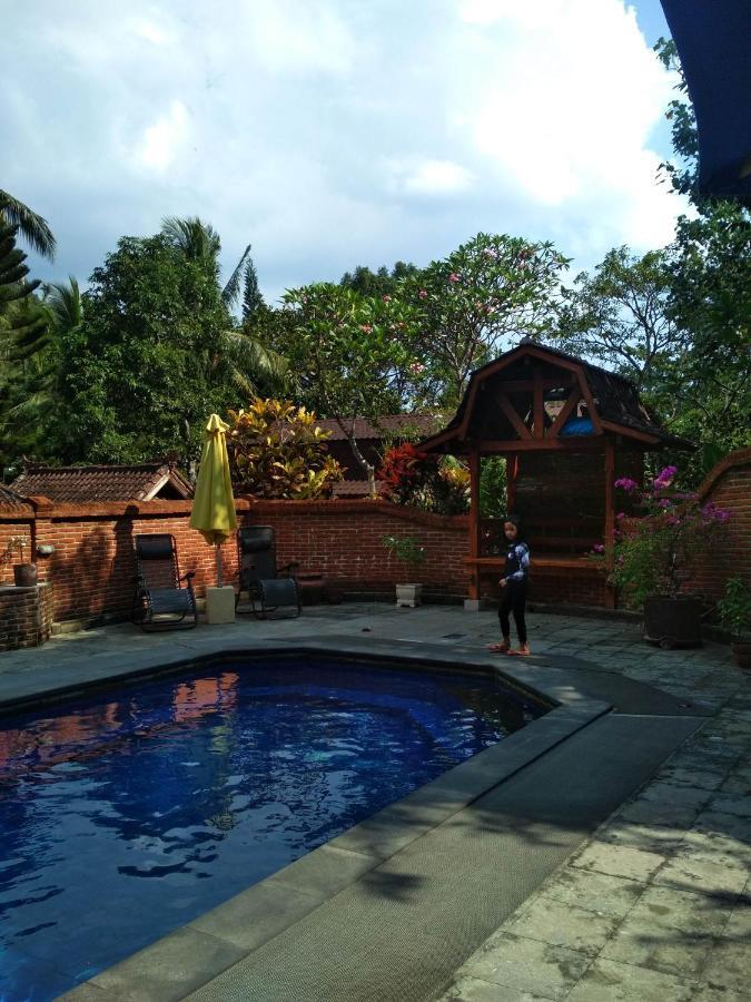 The Country House Senggigi Luaran gambar
