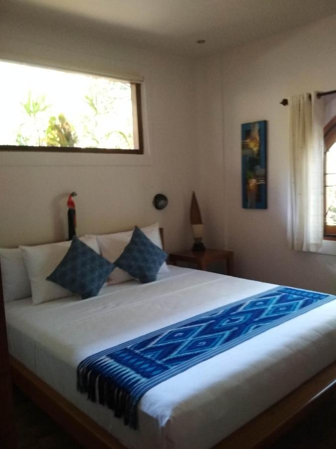 The Country House Senggigi Luaran gambar
